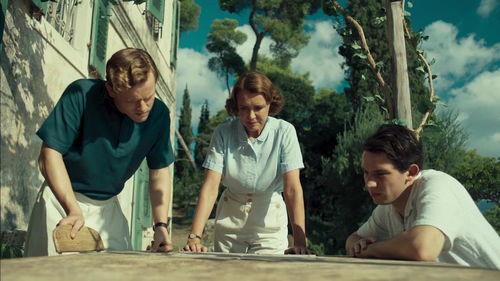 德雷尔一家在线观看,在线重温英伦田园生活的温馨时光 第2张 德雷尔一家在线观看,在线重温英伦田园生活的温馨时光 第2张